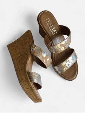Italian Shoemakers Metallic and Tan Wedge Sandals Womens Sz. 7.5